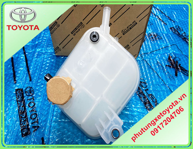 Bình nước phụ Toyota Cross 2021