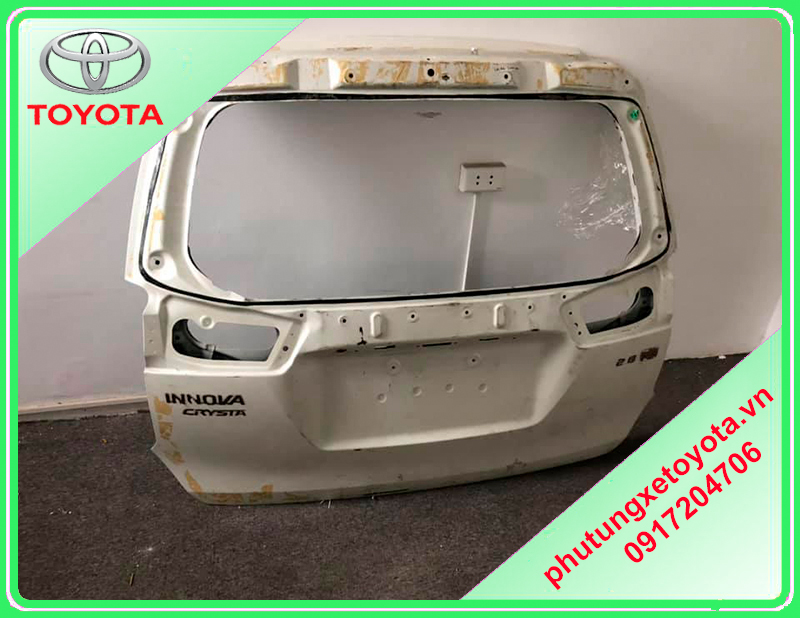 Cốp sau Toyota Fortuner 