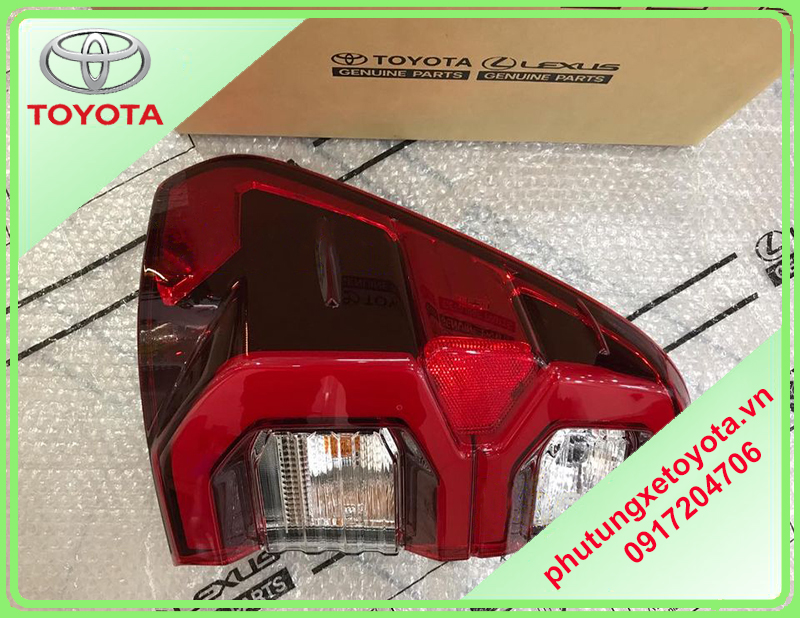 Đèn hậu (đèn lái) Toyota Hilux Adventure 2021