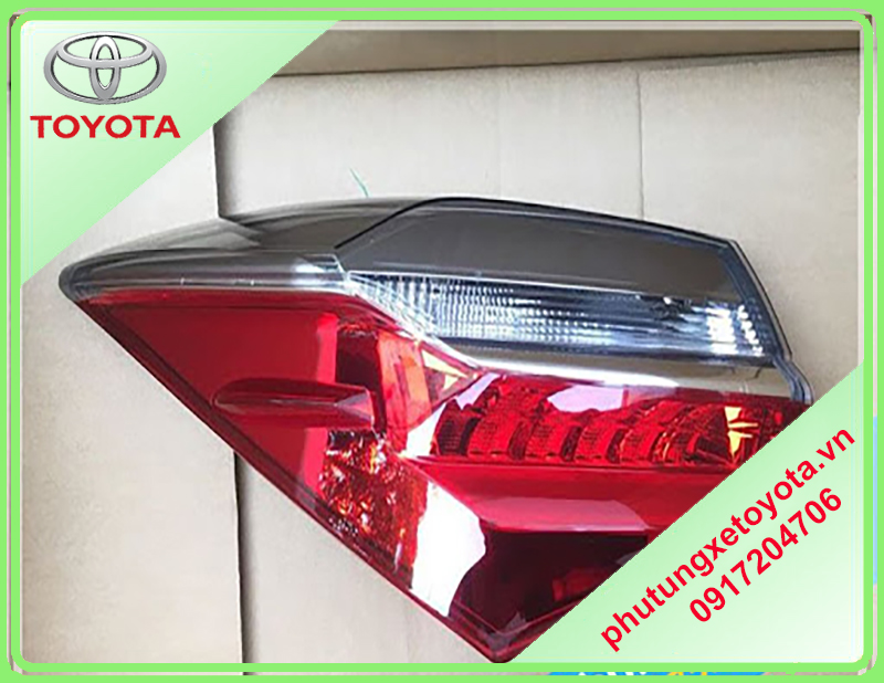 Đèn hậu Toyota Altis 2017