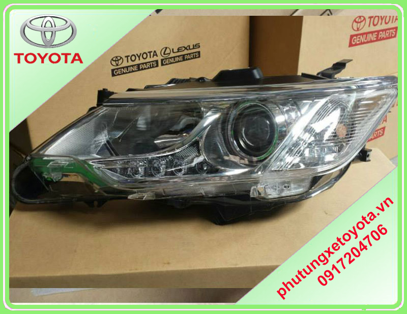 Đèn pha Toyota Camry 2015