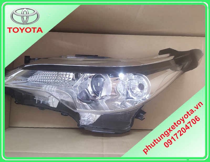 Đèn pha Toyota Fortuner 2017