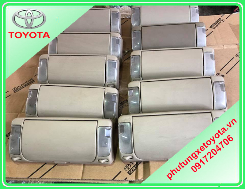 Đèn trần Toyota Innova
