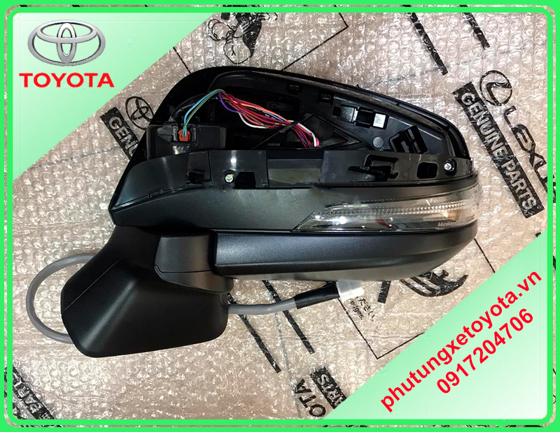 Gương chiếu hậu Toyota Cross 2021