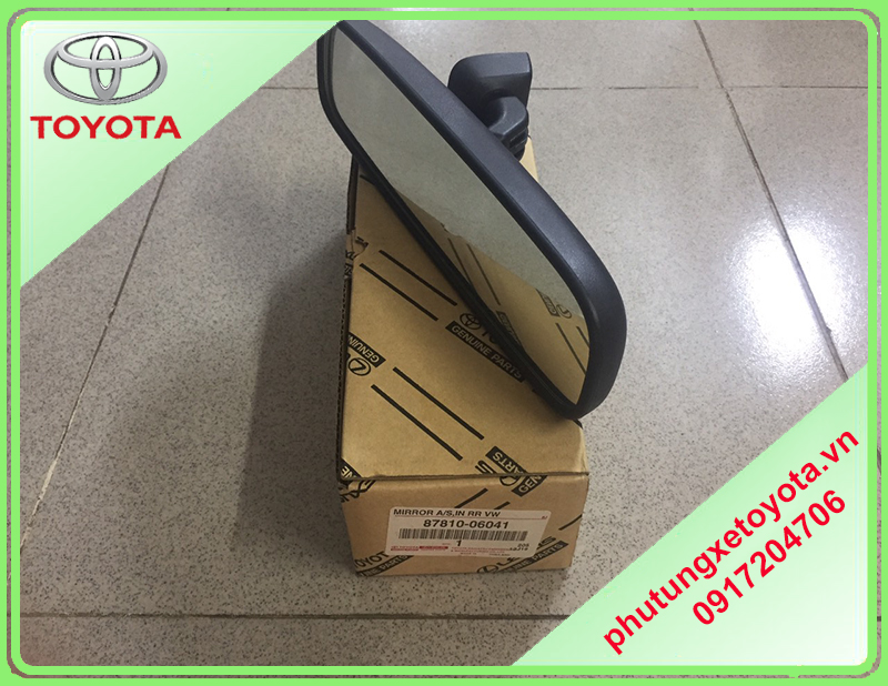 Gương chiếu hậu trong xe Toyota Innova
