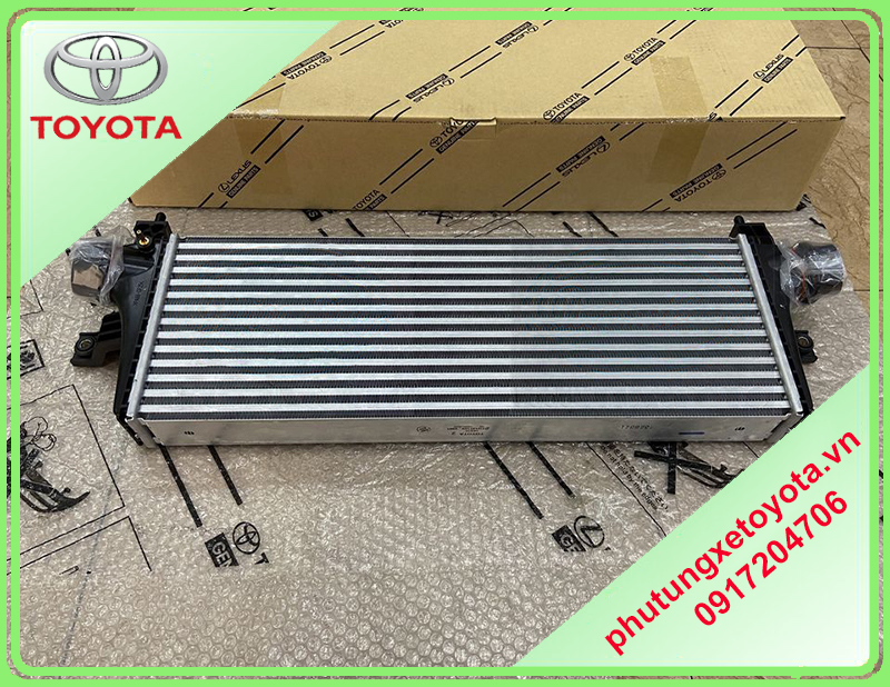 két turbo Toyota Fortuner 2021