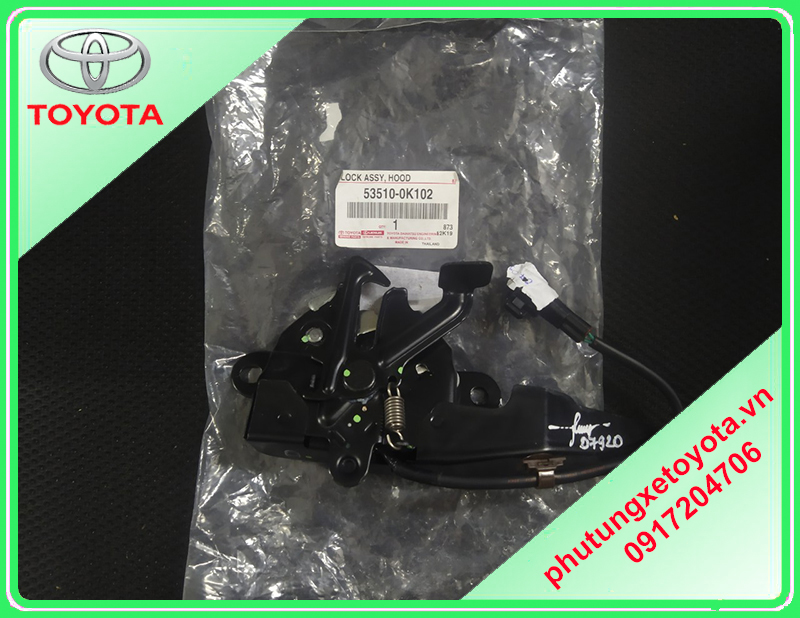 Khóa ngậm capo Toyota Innova 2008