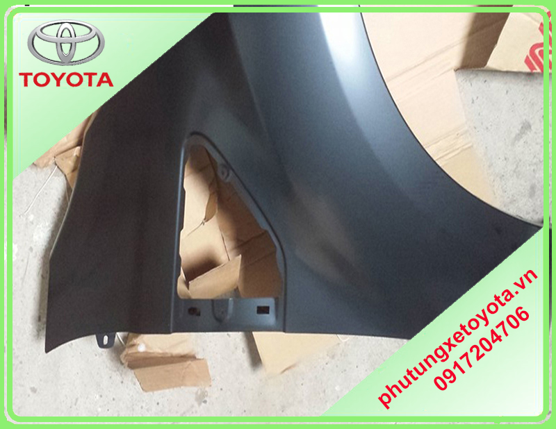 Má vè trước Toyota Hilux