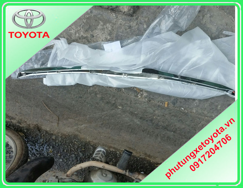 Nẹp xi capo Toyota Innova