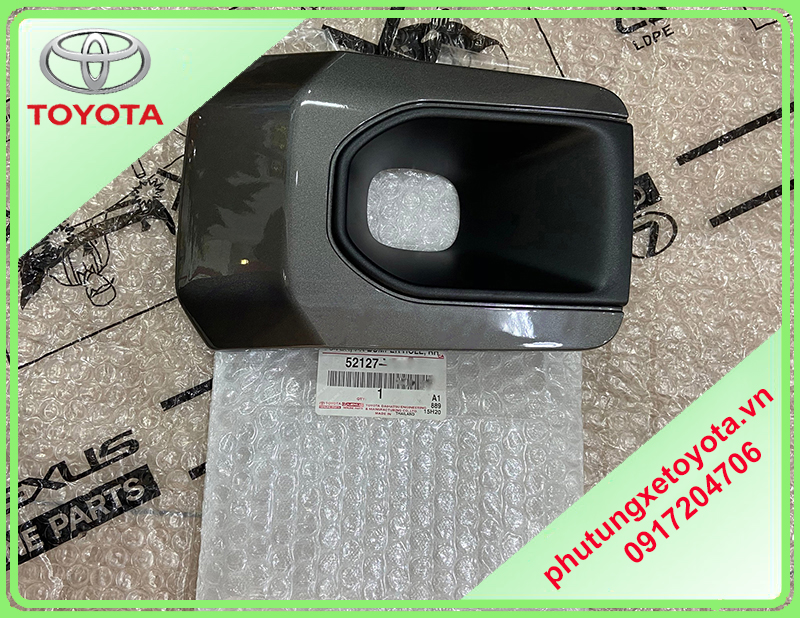 Ốp đèn cản Toyota Hilux Adventure 2021