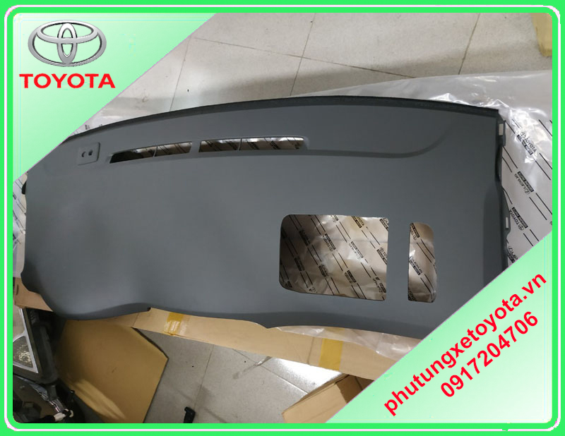 Taplo Toyota Innova 2012