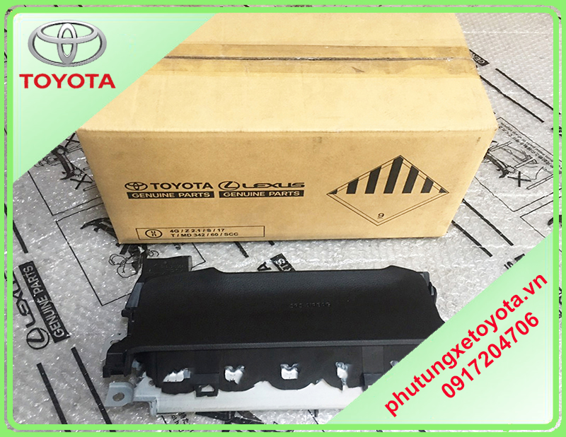 Túi khí đầu gối Toyota Camry 2019