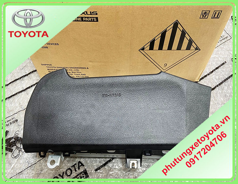 Túi khí đầu gối Toyota Fortuner 2021