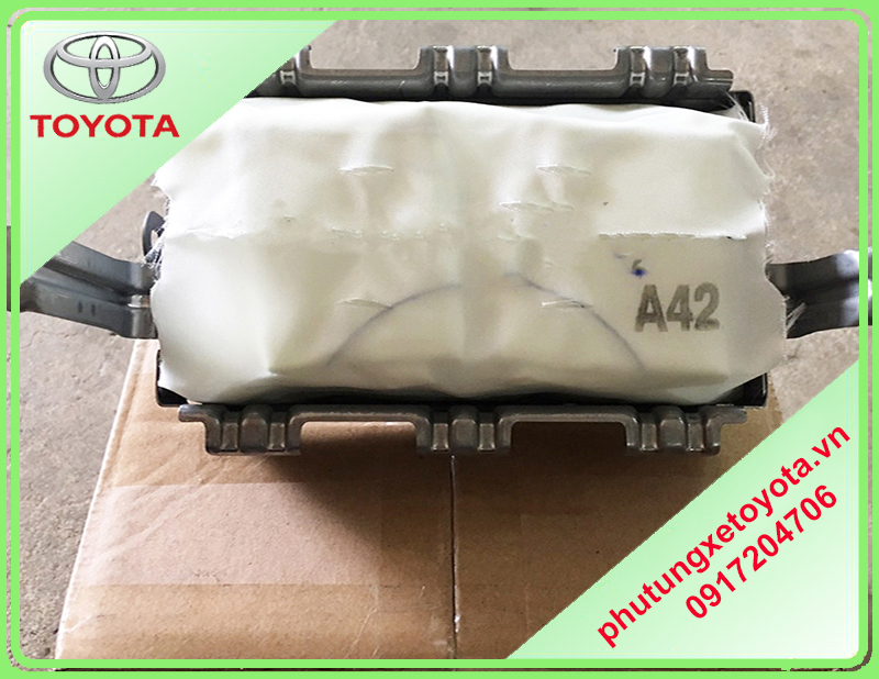 Túi khí phụ Toyota Fortuner Legender 2021
